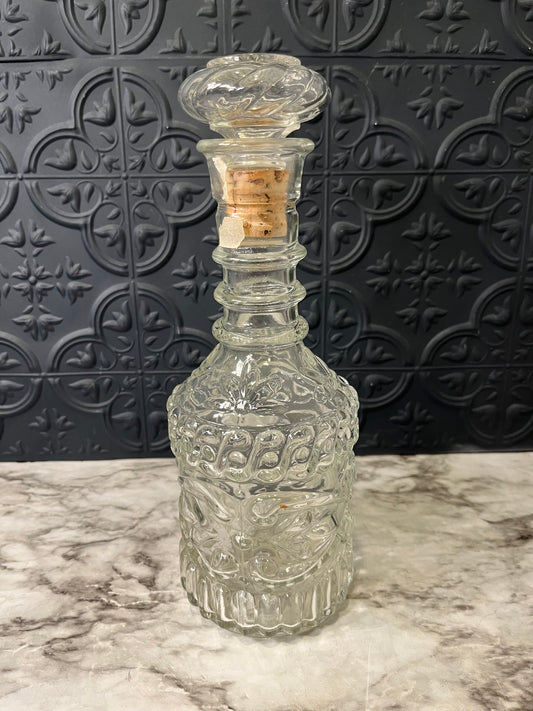 Glass Decanter Wave Design