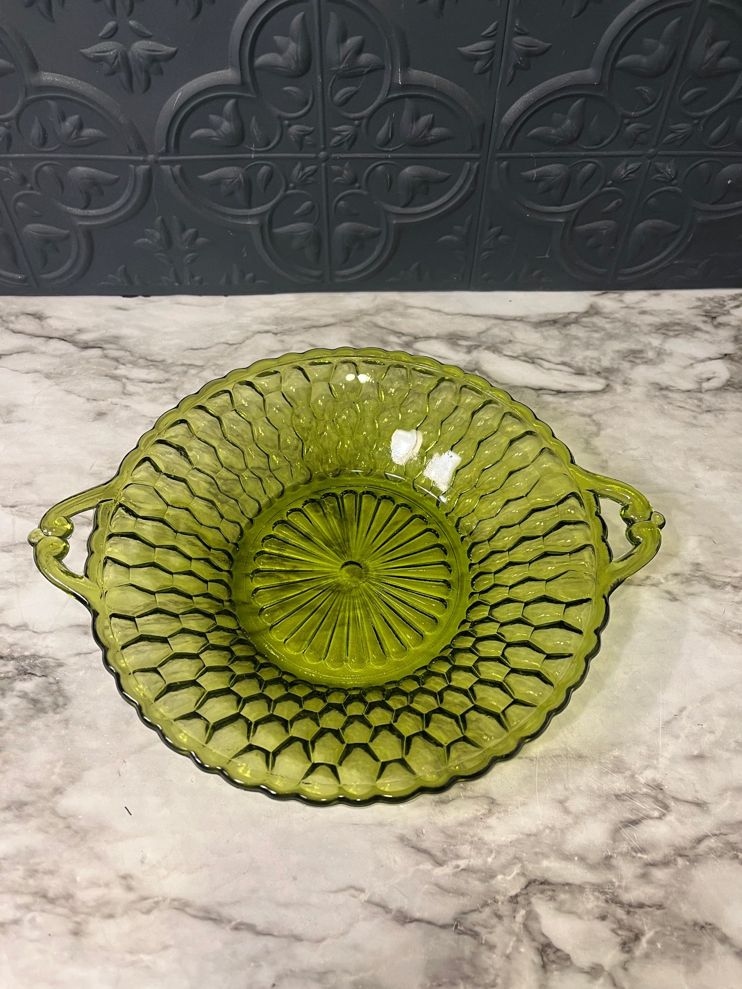 Indiana Glass Green Honeycomb Dish with Handles
