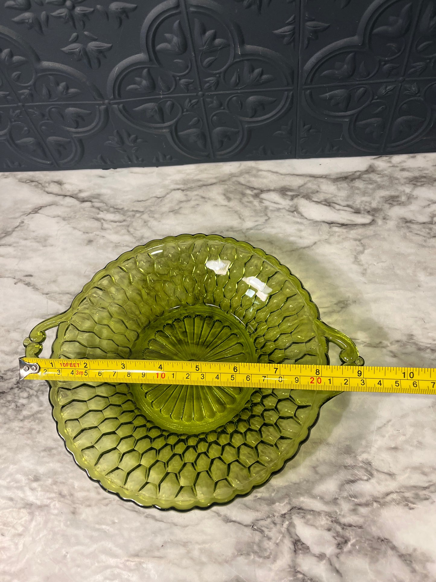 Indiana Glass Green Honeycomb Dish with Handles