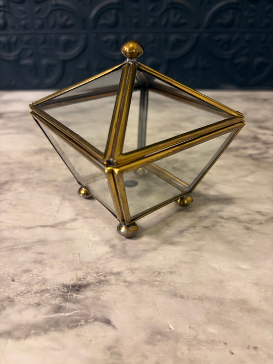 4" Glass Pentahedron Box