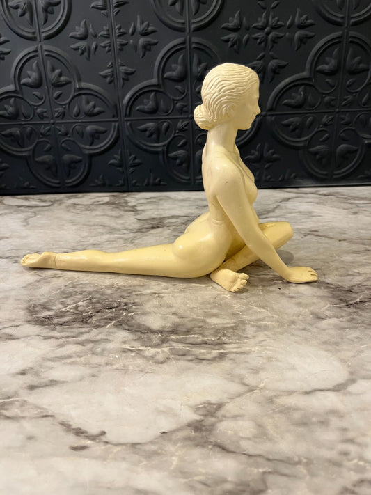 Saso Yoga Figure