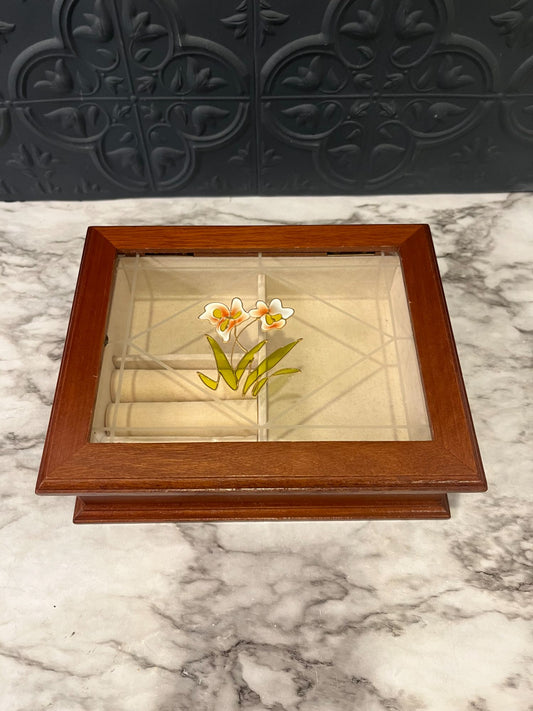 Jewelry Box with Flower