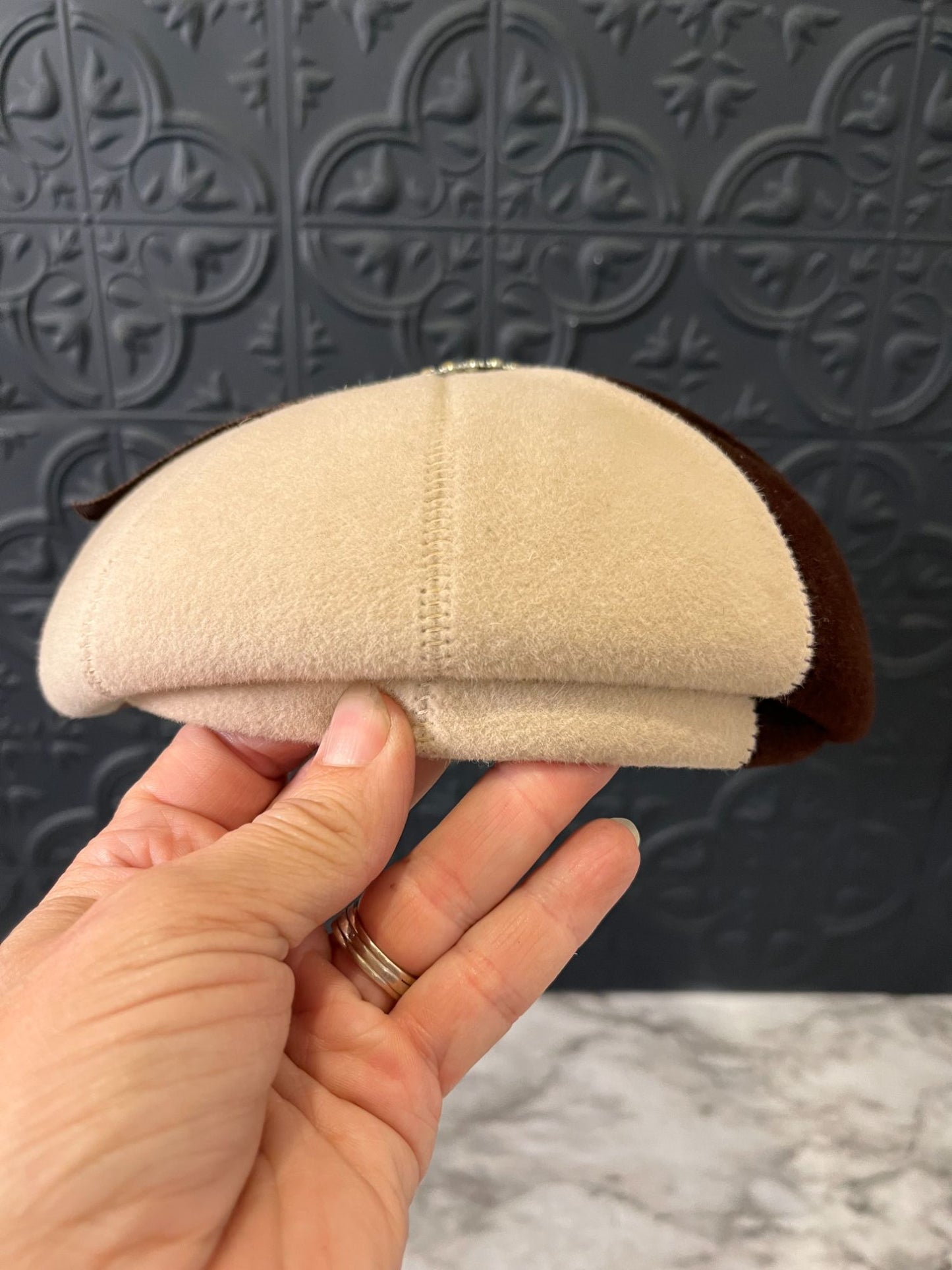 Mulicolor baret