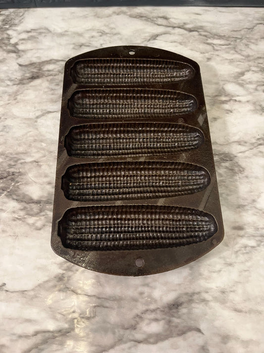 Cast Iron Cornbread 5 slots