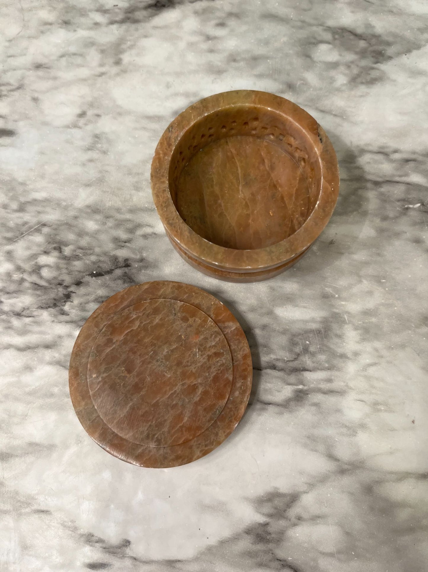 Round Stone Box with flower  inlay