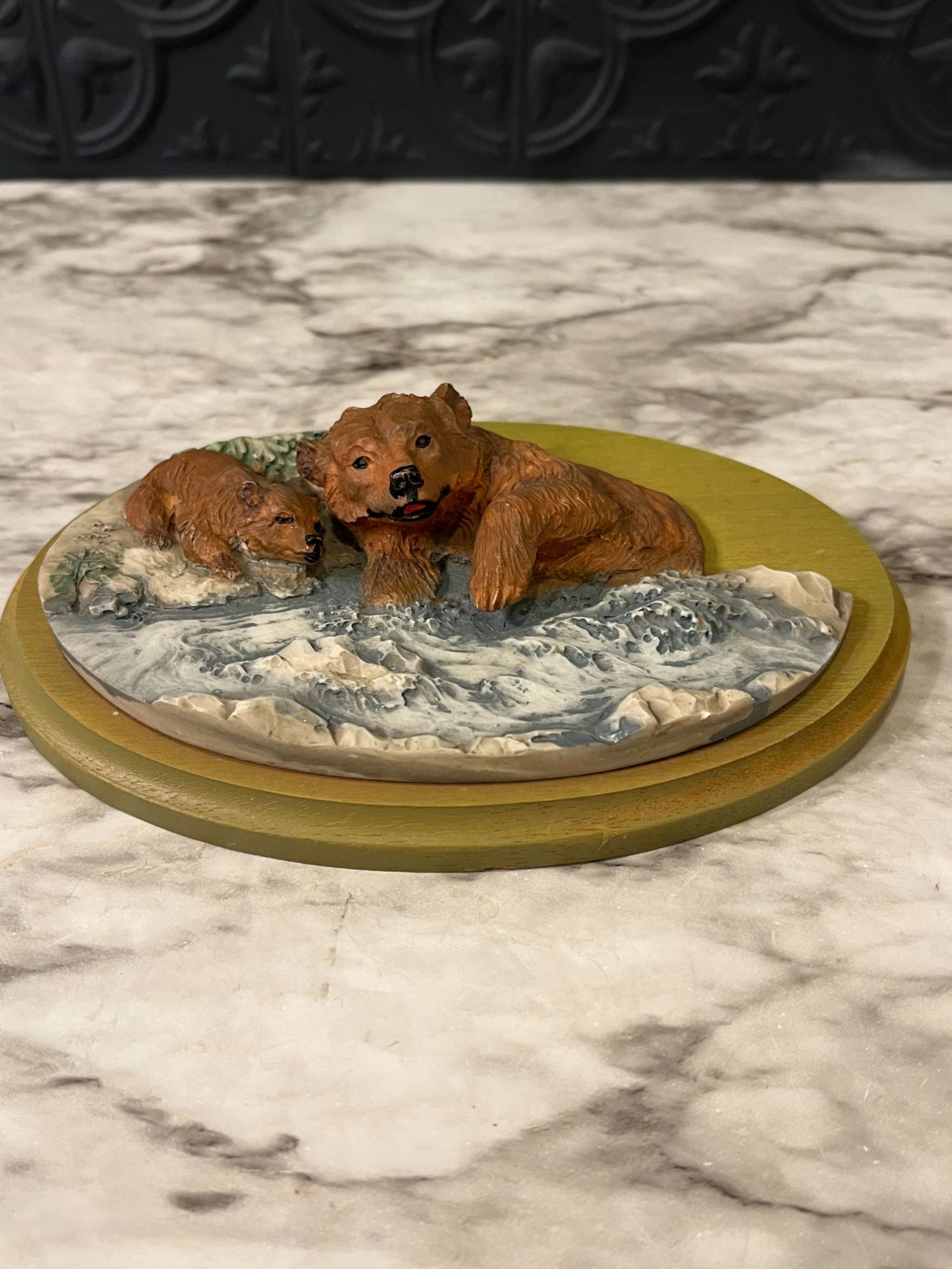 Avon Bear Wall  Decor