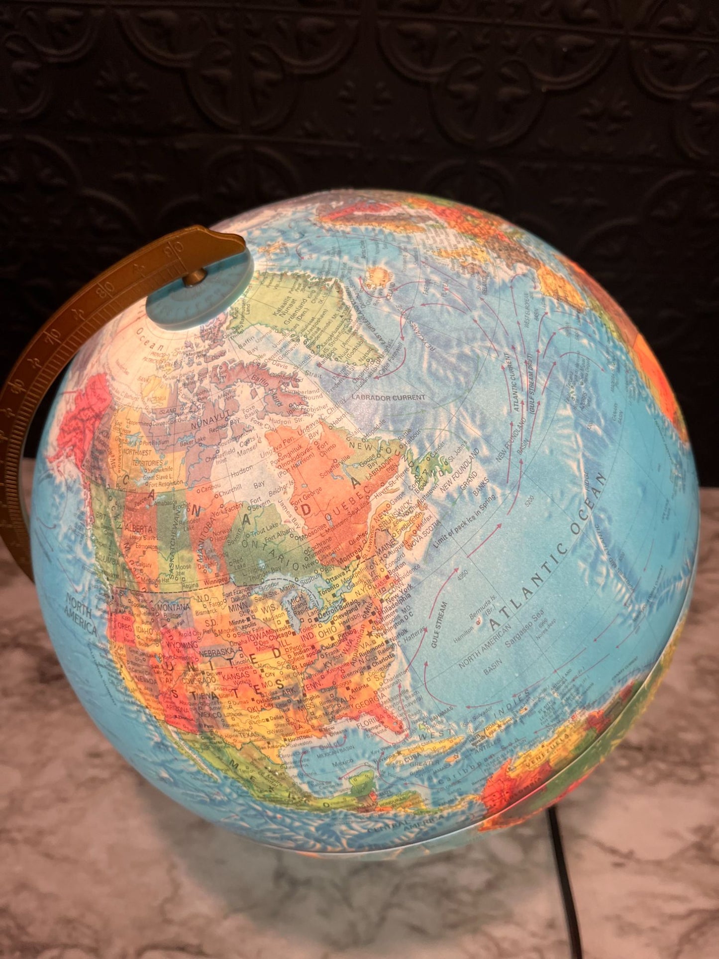 Globe Lamp