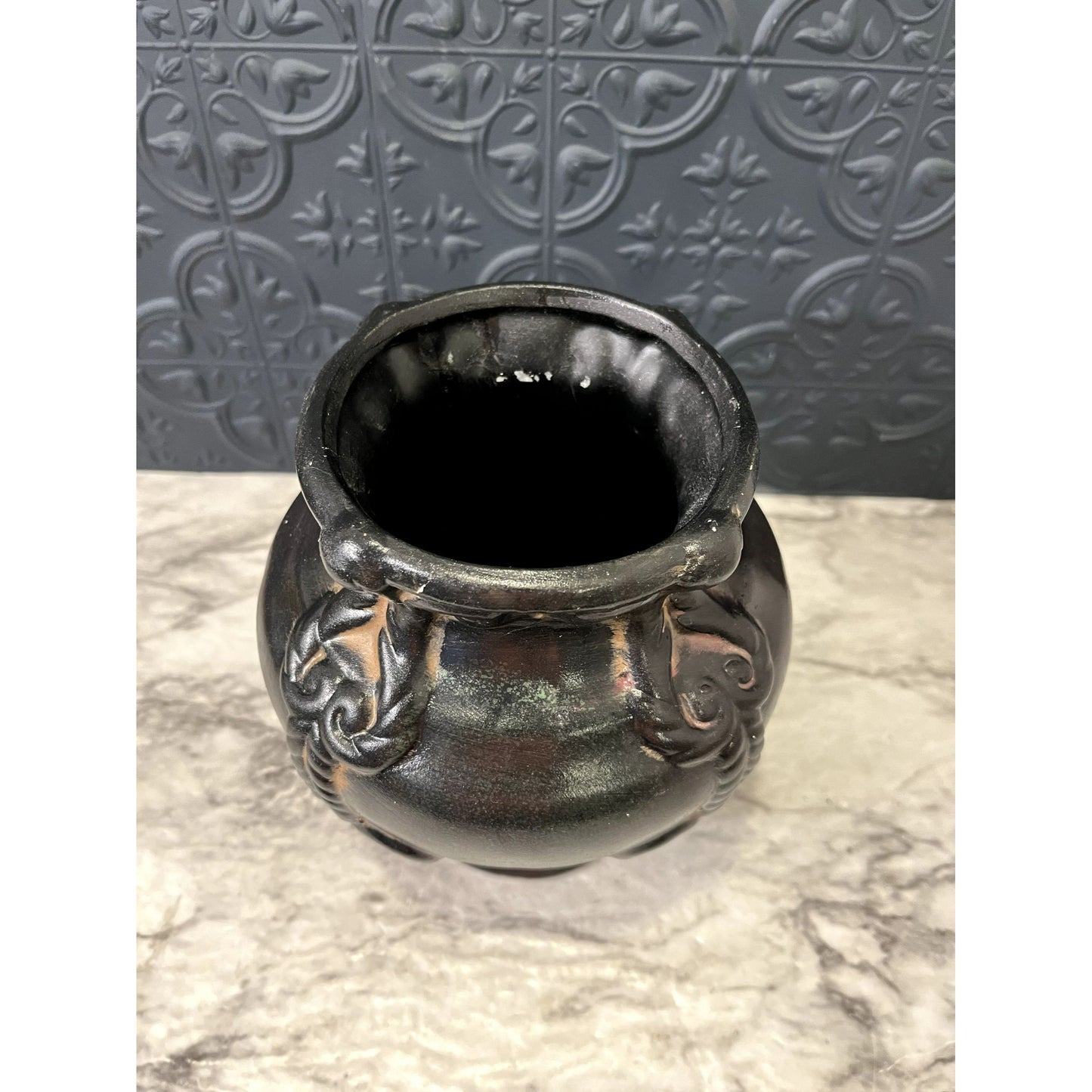 Black/Brown Detailed Vase