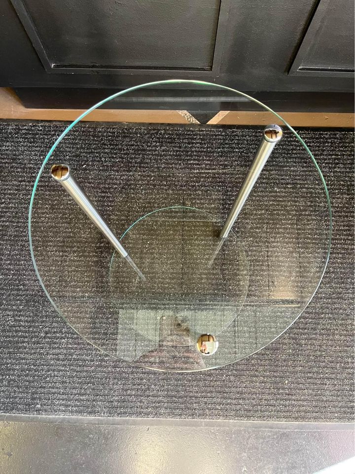 Round glass side table plant stand