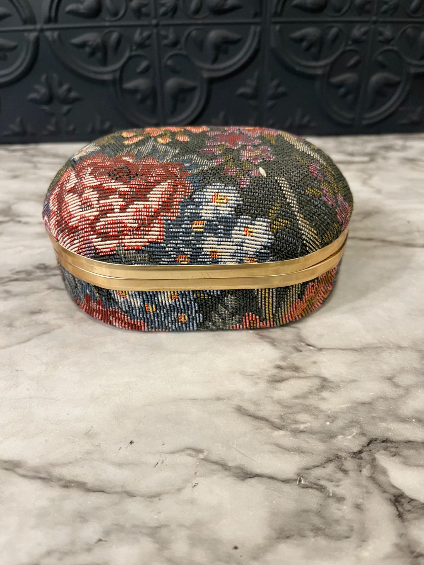 Oval Fabric Jewelry Box